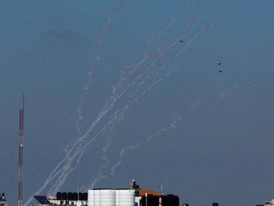 Milicianos palestinos lanzan 22 cohetes contra Israel