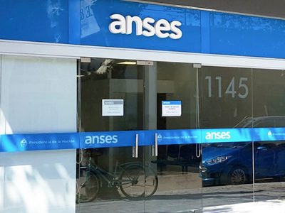 Refuerzo de ANSES: mañana comienza el pago de los 9 mil pesos