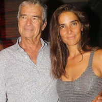 En moto y con una novia muy joven: así está Ignacio Viale del Carril, padre de Juana y Nacho Viale