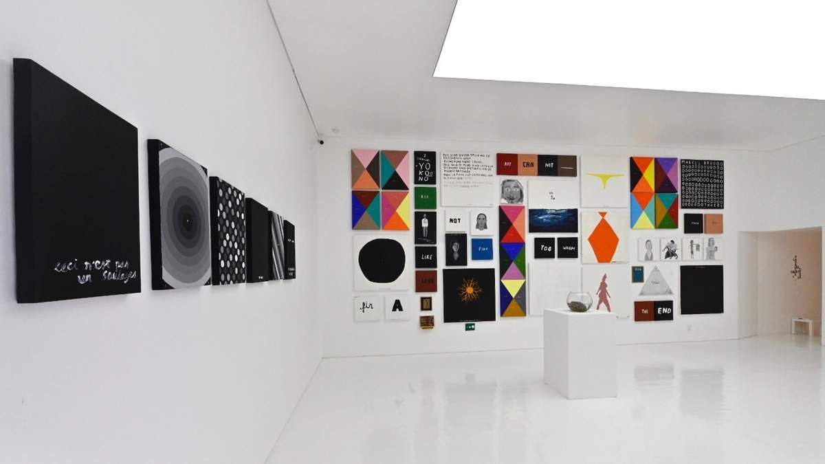 Alejandro Magallanes, vista general de la exposición en la Galería Le Laboratoire