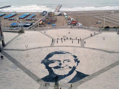 Mar del Plata denunciará penalmente a quienes retrataron el rostro de Néstor Kirchner