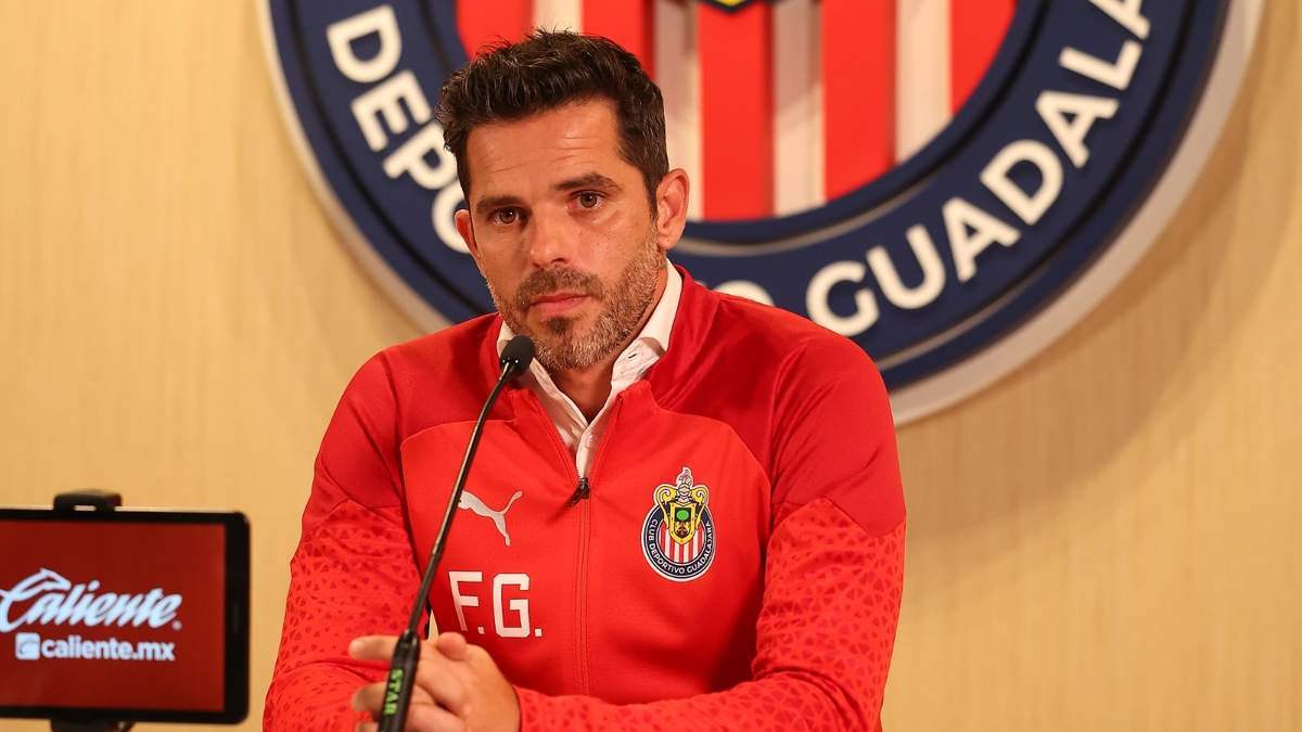 Fernando Gago, nuevo DT de Chivas