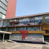 Estudiantes de Artes y Diseño vandalizan el mural de Siqueiros de la rectoría de la UNAM