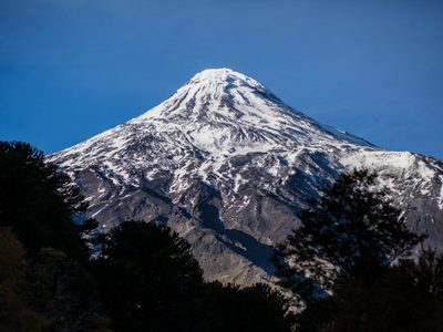 Volcán Lanín: estas son las repercusiones de haberlo nombrado “sitio sagrado mapuche”