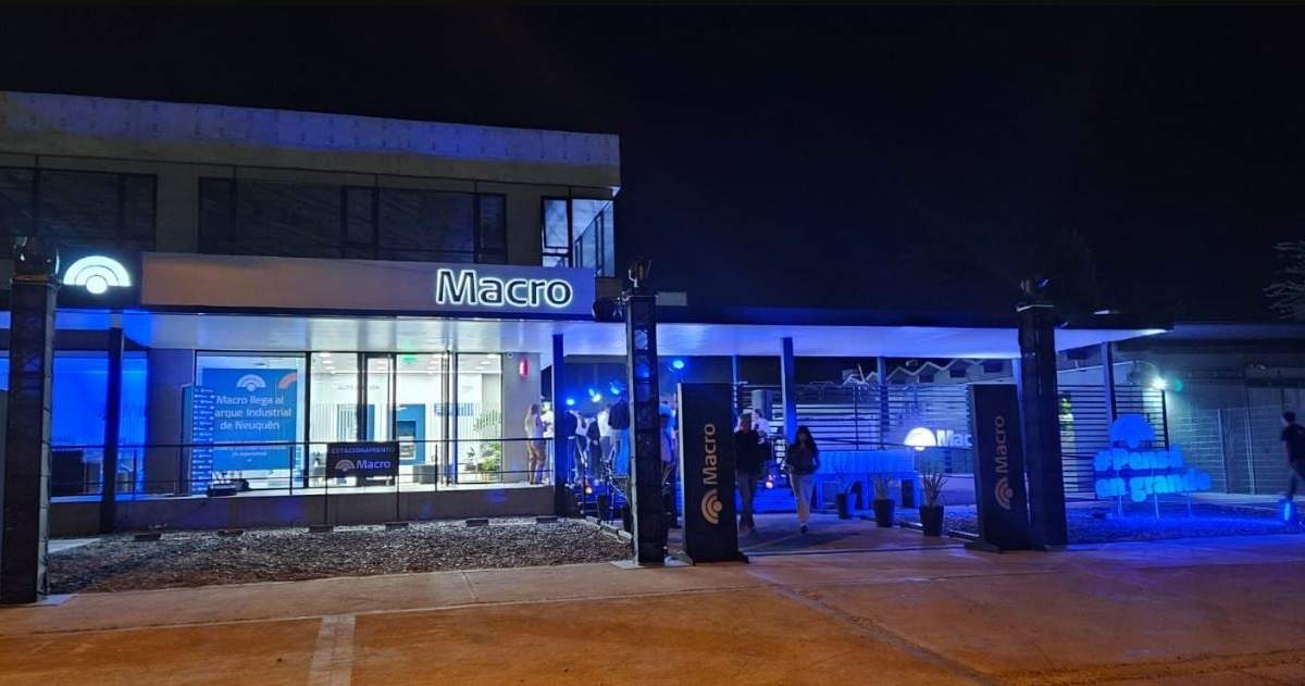 La nueva sucursal consolida a la capital de Neuquén como uno de los centros financieros más importantes de la Patagonia Norte. Fuente: (Prensa Banco Macro)