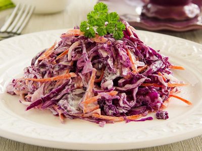 Coleslaw de remolacha: reversioná un clásico con esta receta tentadora, fácil y perfecta para el verano