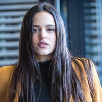 La foto que probaría que Rosalía mantiene una relación con un famoso cantante puertorriqueño: con la