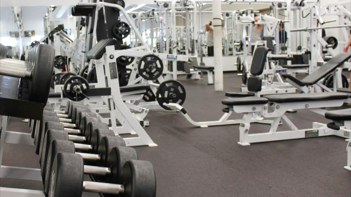 Gimnasios. Fuente: (Twitter)