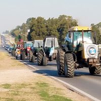 En apoyo al tractorazo en Plaza de Mayo, productores se movilizarán a la Plaza de las Banderas