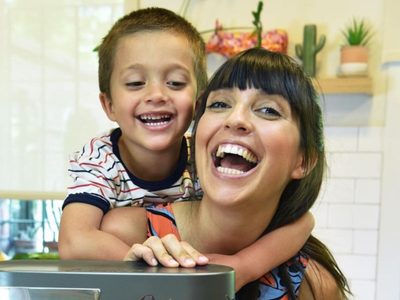 El carisma de mamá: Ramón, el hijo de Felicitas Pizarro, desató suspiros de amor con este talento