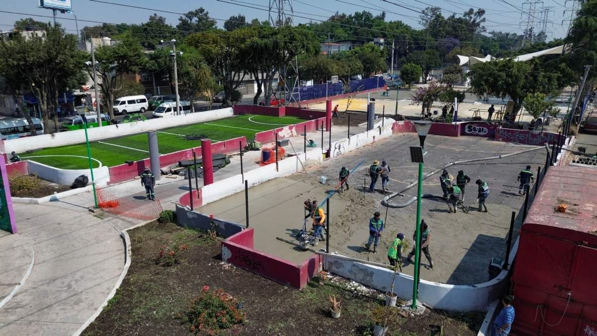 Tomas aéreas de las canchas rehabilitadas ubicadas sobre la Avenida Juan N. Álvarez de la colonia Campamento 2 de Octubre, en la CDMX, previo al Mundial 2026