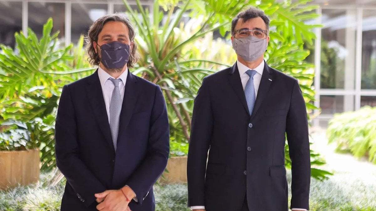 El canciller, Santiago Cafiero, y su par de brasileño, Carlos França. Fuente: (Twitter)