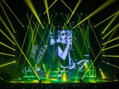 Moenia, synth pop y arte electrónico en el Auditorio Nacional (Videos)