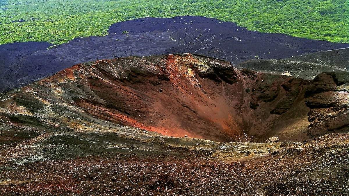 Volcán Cerro Negro, ubicado en zonas cercanas a Río Negro y Chubut. Fuente: (Twitter)