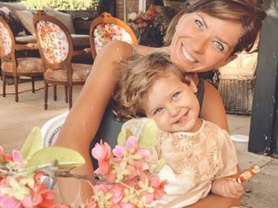 “Esperando el llamado”: Magnolia, la hija de la China Suárez, causó risas en las redes por esta foto