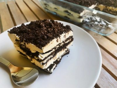 Oreomisú o Tiramisú de Oreo, el postre más fácil y rápido que tu familia te va a pedir que lleves a las reuniones