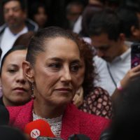 Mario Delgado es quien debe informár cómo se elegirá a encuestadoras: Sheinbaum