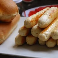 Salchichas caseras: salvá la cena del finde con esta receta súper barata y fácil de hacer