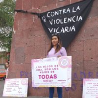 Madre de familia acusa al DIF de Zapopan de arrebatarle a su hija