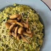Polenta verde: una receta original, riquísima y súper cremosa, perfecta para las cenas de otoño