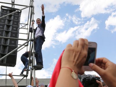 Juan Guaidó regresa a Venezuela y convoca a nuevas movilizaciones