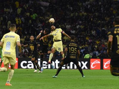 América y Pumas empatan 1-1 en el estadio Azteca