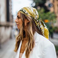 Texturas, colores vibrantes y formas llamativas: los accesorios imprescindibles para la temporada primavera-verano