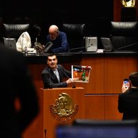 “Limpie su cochinero”: diputados de PAN y Morena se enfrentan por "tráfico de influencias" (Video)
