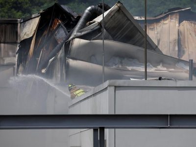 Al menos 22 muertos en un incendio en una fábrica de baterías en Corea del Sur
