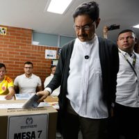 Cepeda y Petro cuestionan resultados de la elección en Colombia que dan ventaja a De la Espriella