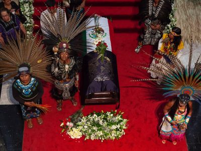 'Cuando muere un sabio” (Ihcuac centetl tlamatini ye miqui…)