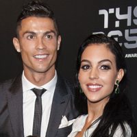 Los costosos accesorios que adornaron el almuerzo de Georgina Rodríguez y Cristiano Ronaldo