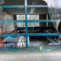 Encapuchados vandalizan instalaciones del CCH Sur (Video y Fotogalería)