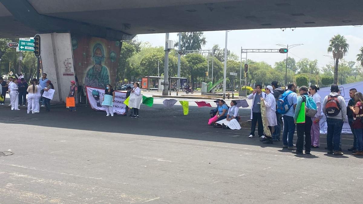 Uno de los bloqueos en Fray Servando esquina con Congreso de la Unión