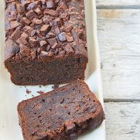 Budín de chocolate y banana: sin azúcar ni harina, la receta ideal para comer sin culpas en la merienda