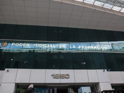 Reforma de AMLO pone en riesgo el derecho de ministros y jueces a un juicio justo: análisis de la Corte