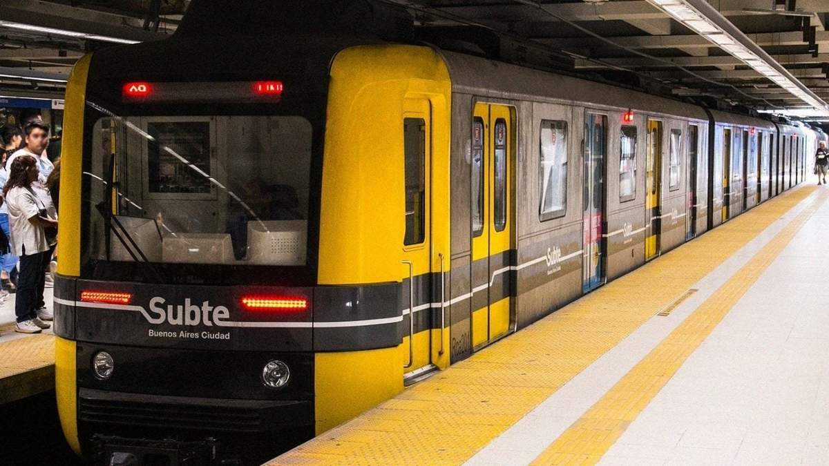 El subte volverá a aumentar el costo de su boleto. Fuente: (Twitter)
