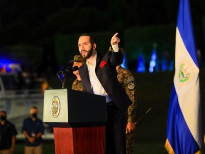 El presidente de El Salvador amenazó con quitar la comida de las prisiones si siguen los homicidios