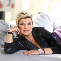 Terelu Campos no se lo pensó para coquetear con un participante de “La isla de las tentaciones 2”