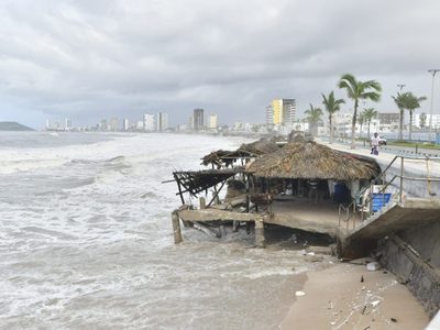 “Pamela” deja inundaciones y sin luz a 120 mil usuarios de Sinaloa y Nayarit