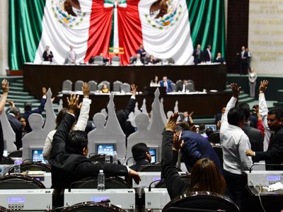 Diputados aprueban dictamen sobre revocación de mandato y consultas