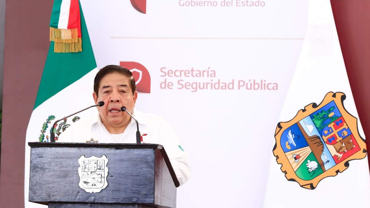 Entrega Gobernador cien patrullas más a la Guardia Estatal