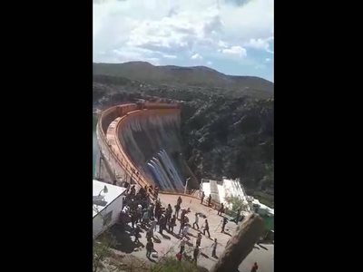 Agricultores desalojan a la Guardia Nacional de la Presa La Boquilla