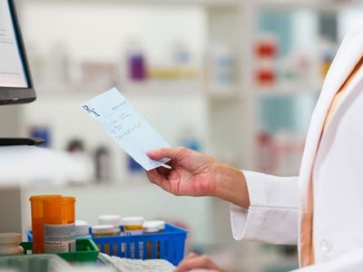 El Colegio Farmacéutico de Neuquén suspendió la provisión de medicamentos a los afiliados del ISSN