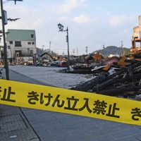Un enorme terremoto azotó a Japón y hay alerta por un posible tsunami
