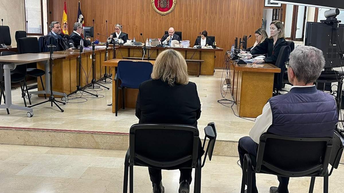 Los acusados de un desvío de fondos de 1.6 millones de euros de un grupo de empresas de Llucmajor