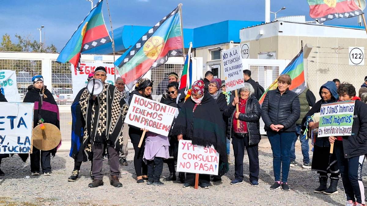 Integrantes de la Confederación Mapuche. Fuente: (Facebook)