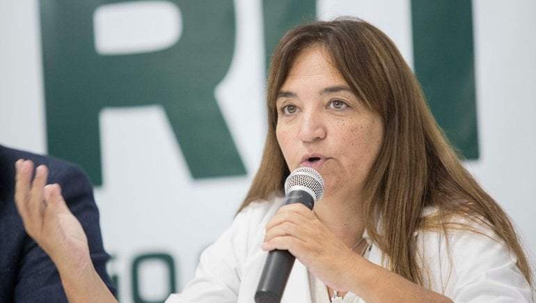 Mercedes Iberó en conferencia de prensa.