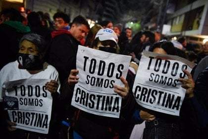 Repudian atentado contra vicepresidenta de Argentina