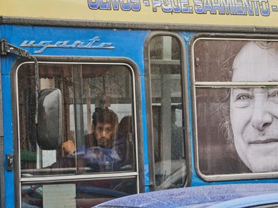Bloqueos en Buenos Aires en rechazo a la decisión de Milei de eliminar un programa social